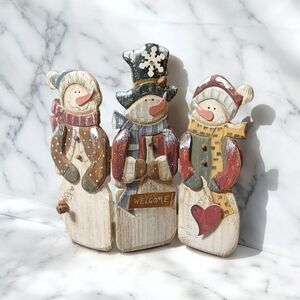 💚 Wooden Snowmen Decor